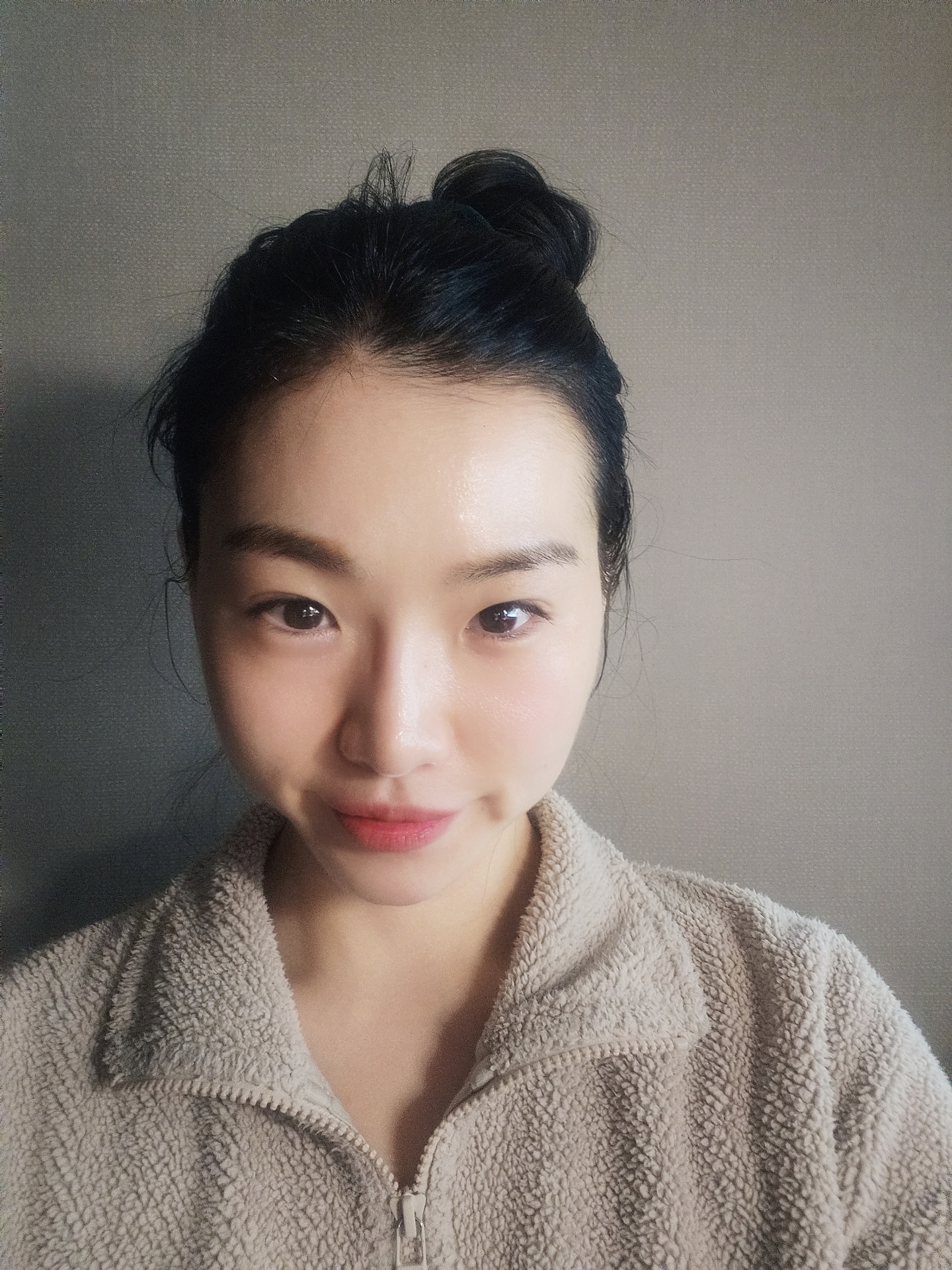 김리아 님의 리얼모델 신청입니다. 접수일 2025-03-21 00:01:34 