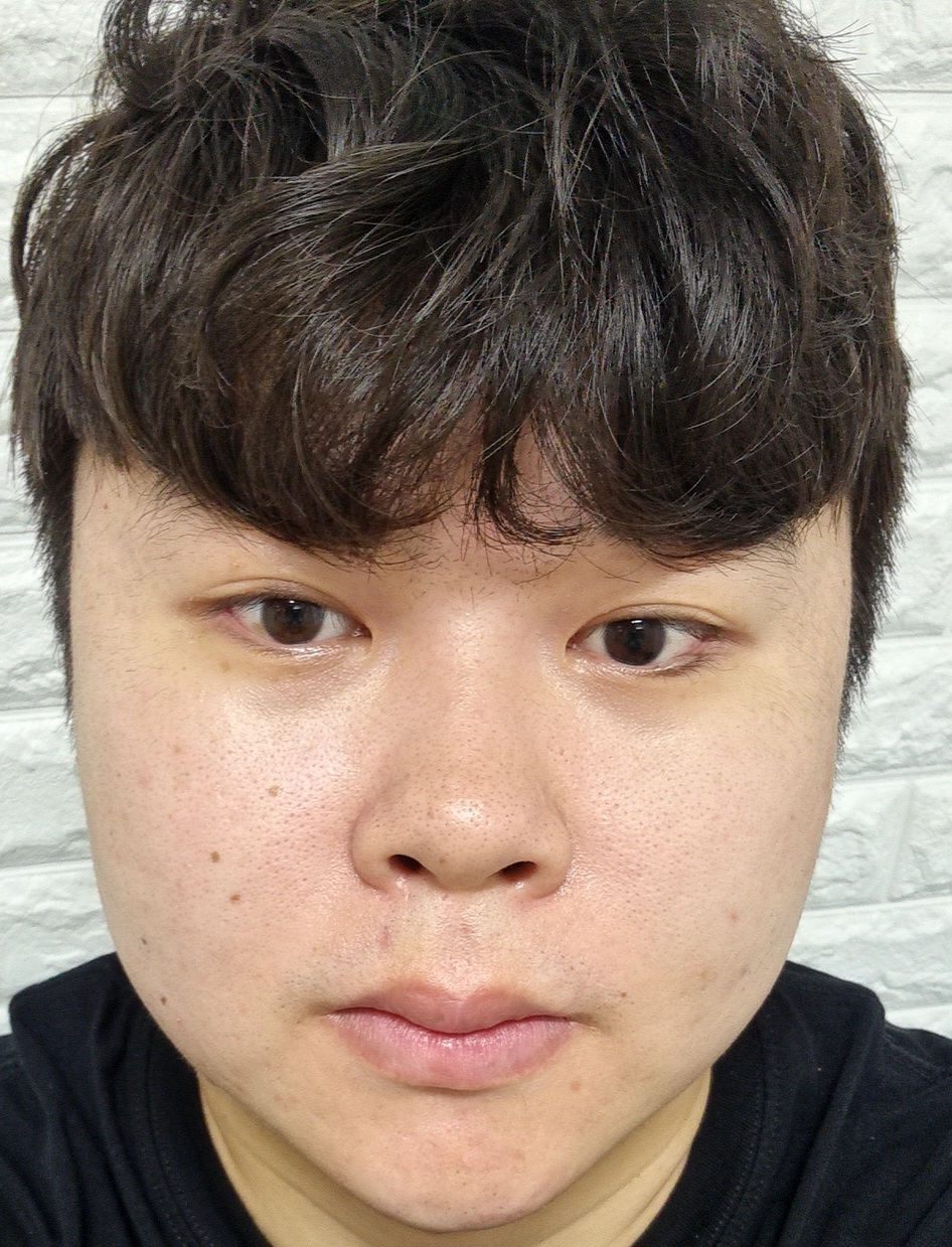 고휘인 님의 리얼모델 신청입니다. 접수일 2025-04-22 03:58:17 