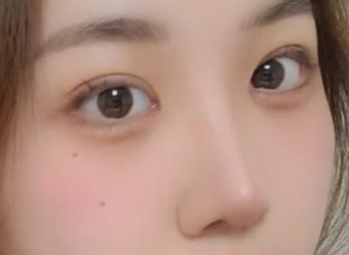 세미아웃라인에 오똑한 코 ! ! ! ! !