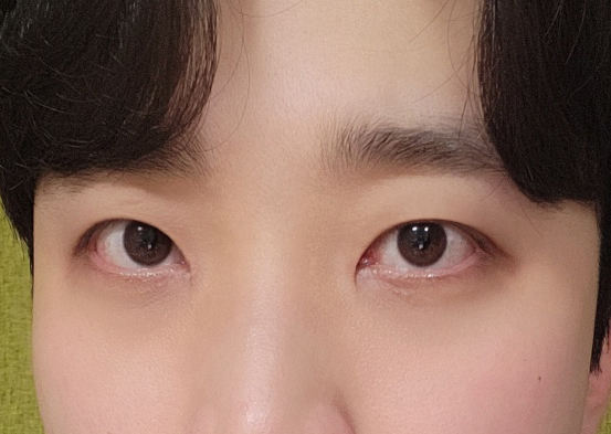 공유느낌 눈 ㅎㅎ