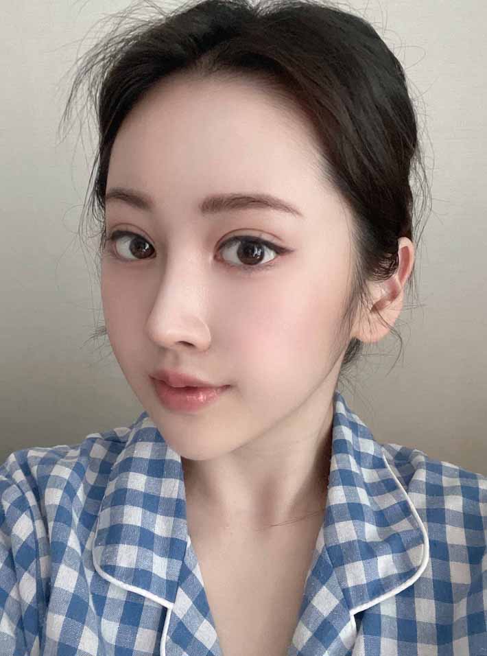 예뻐지니까 사진 찍을 맛 나네요 ㅎㅎ