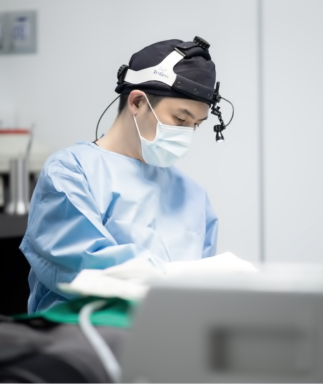 바이브 눈매교정 수술